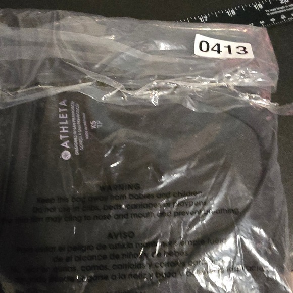 Athleta V-Neck Sweatshirt‎ Long Sleeve Pullover Comfy Casual Black XS - Picture 8 of 8